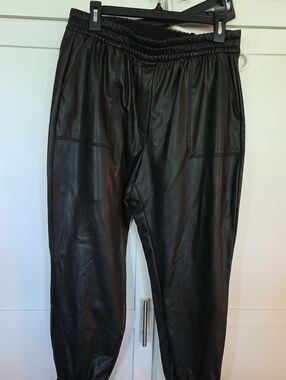 Women's Express Black Faux Leather Jogger Pants